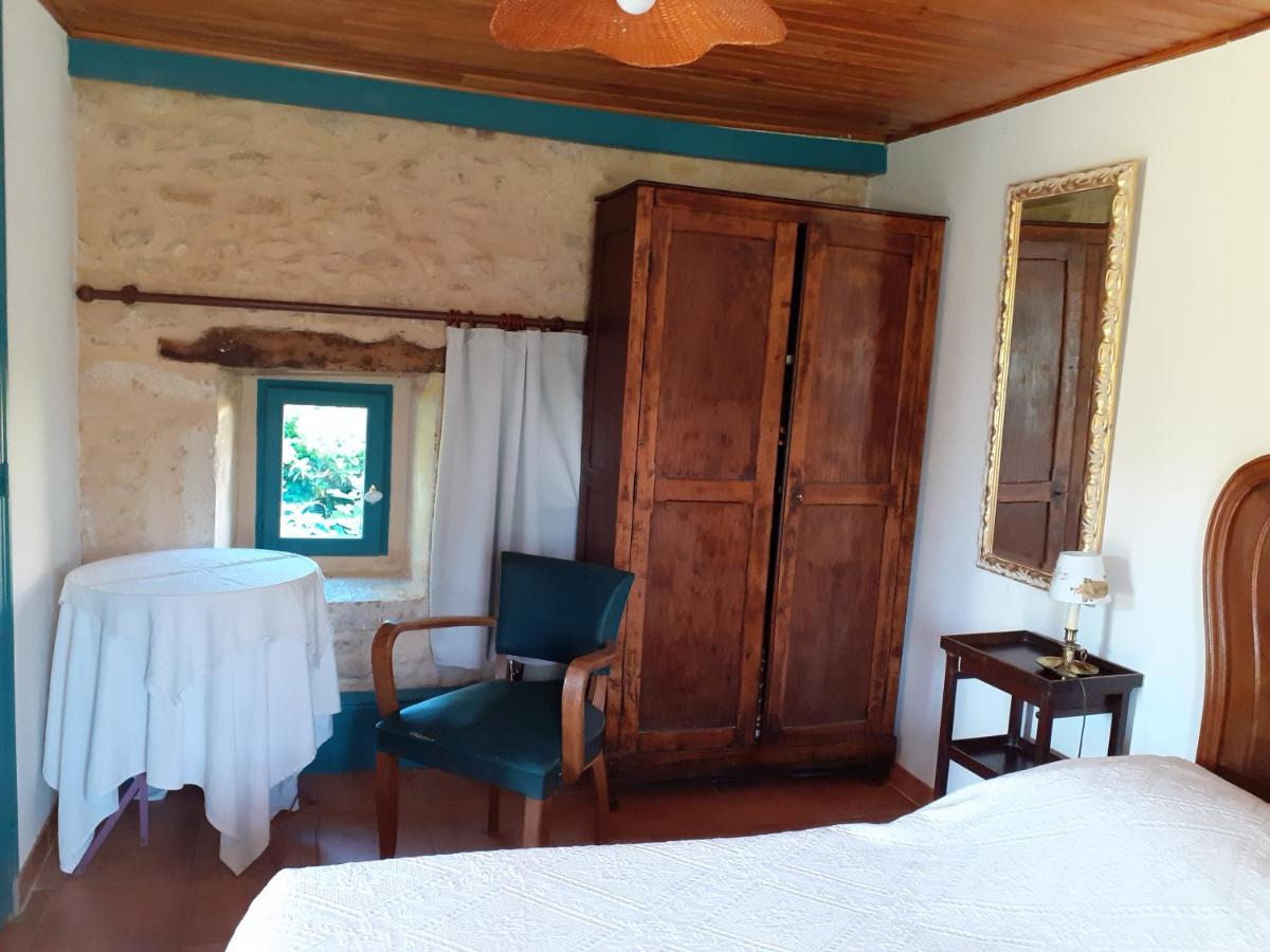 Chambres D'Hotes Le Roussel Le Buisson-de-Cadouin Kültér fotó