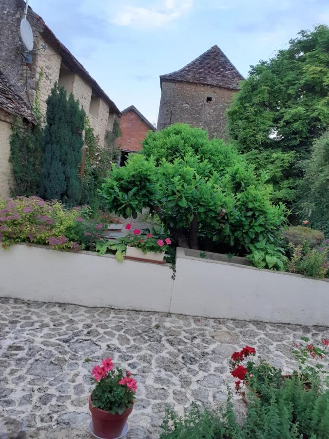 Chambres D'Hotes Le Roussel Le Buisson-de-Cadouin Kültér fotó