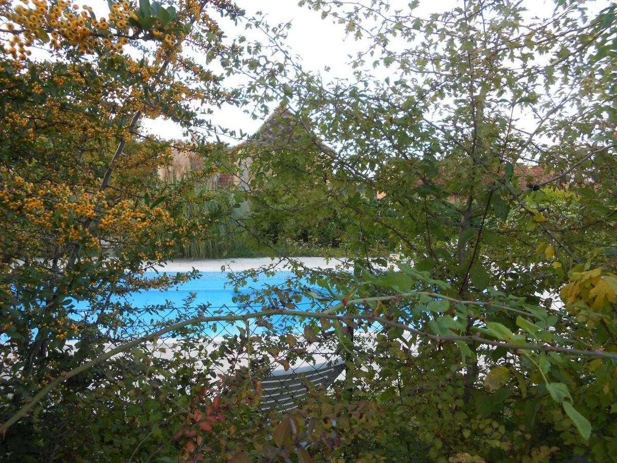 Chambres D'Hotes Le Roussel Le Buisson-de-Cadouin Kültér fotó